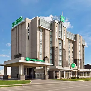 Wyndham Garden Fallsview 4*, Niagara Falls Canada